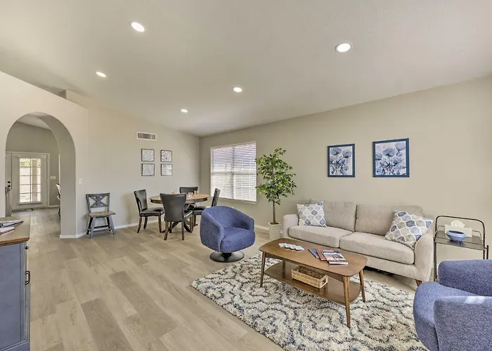 Dom wakacyjny Patio + Fenced Yard: Family Retreat In Phoenix! *