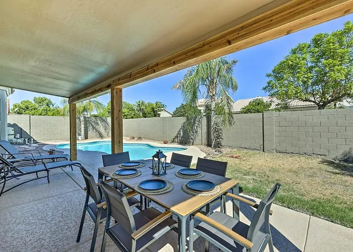 Dom wakacyjny Patio + Fenced Yard: Family Retreat In Phoenix! Phoenix